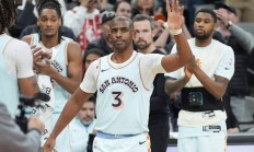 开云平台-火箭大胜湖人，保罗状态火热