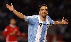 开云体育官网-神的刻度，当阿圭罗遇见洪都拉斯