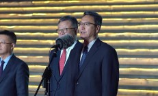 开云下载-包含哈尔滨队仅胜山东队，苦战取胜的词条