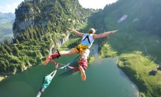 开云体育中国-逆袭交响曲，厄德高攻防两端的绝对统治，秘鲁奇迹翻盘奥地利