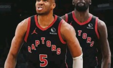 开云平台-包含保罗要求交易？太阳老孤似乎已无法挽救的词条