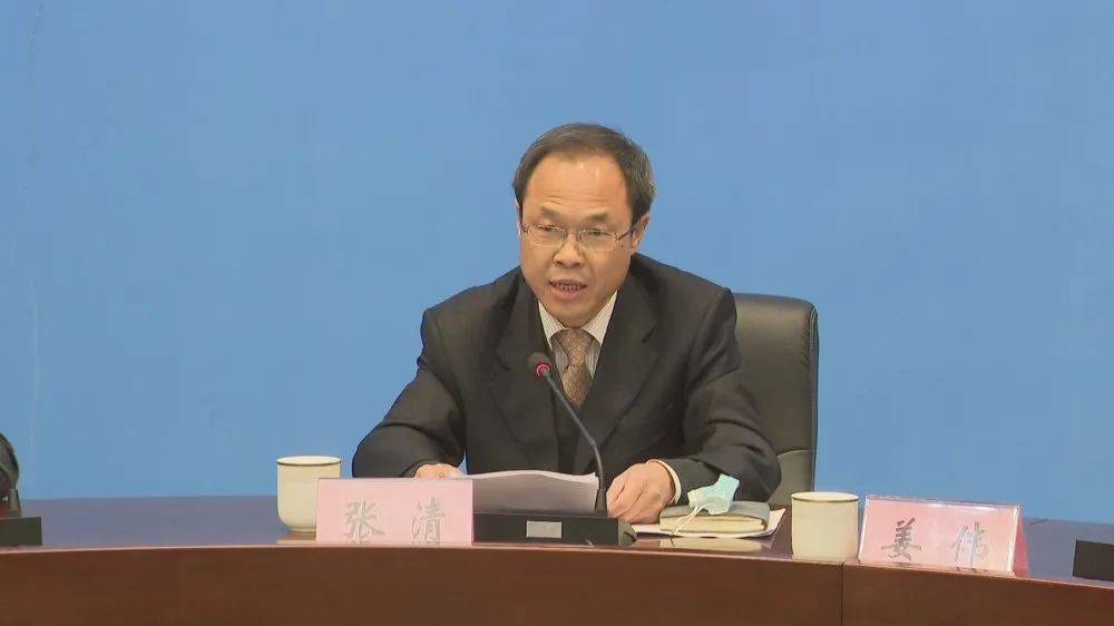 包含欧预赛举办国家红色警报，强化疫情防控措施的词条