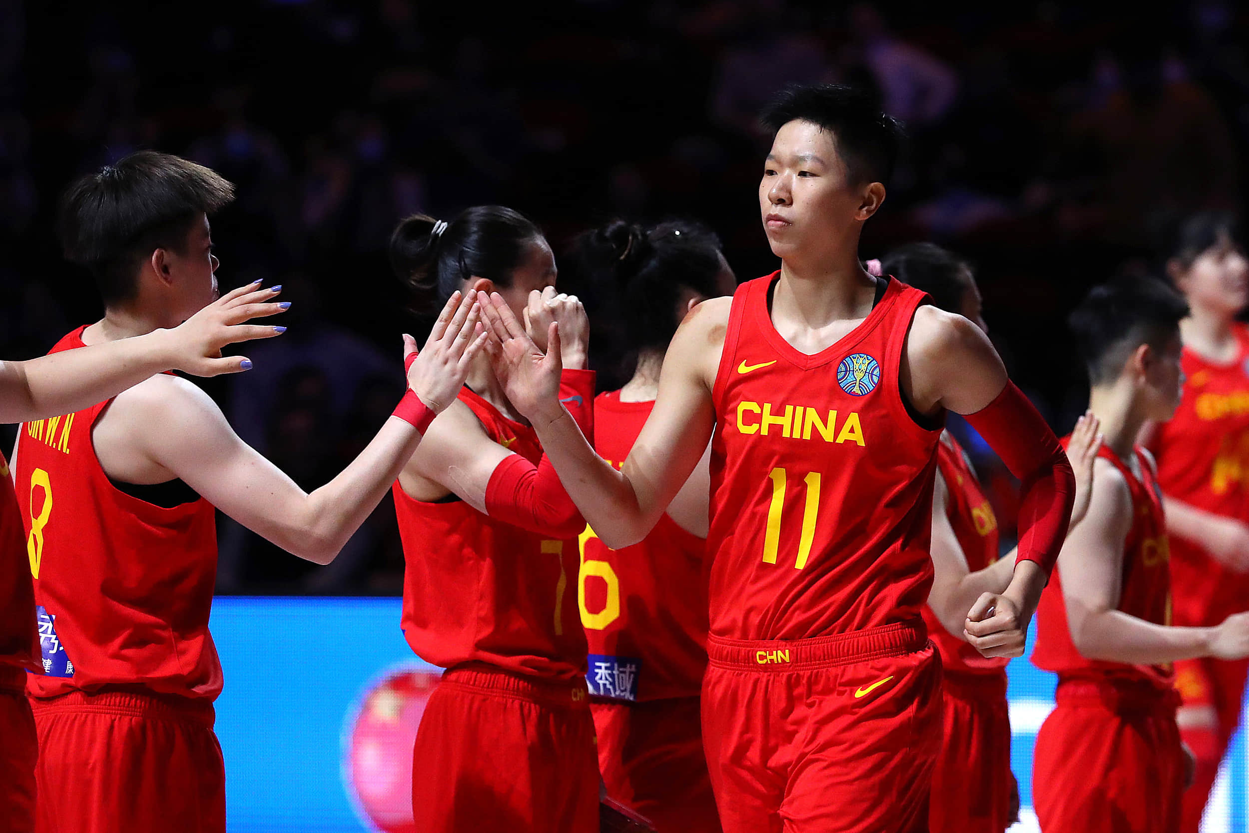 赛场上女队火力全开，迎来连胜