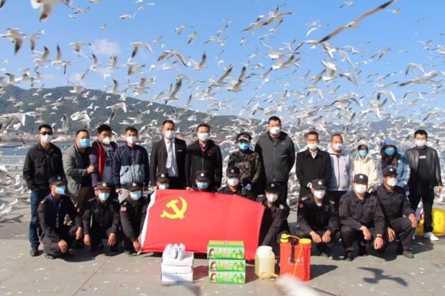克雷斯费尔德坚守防线，守护着胜利的守望的简单介绍