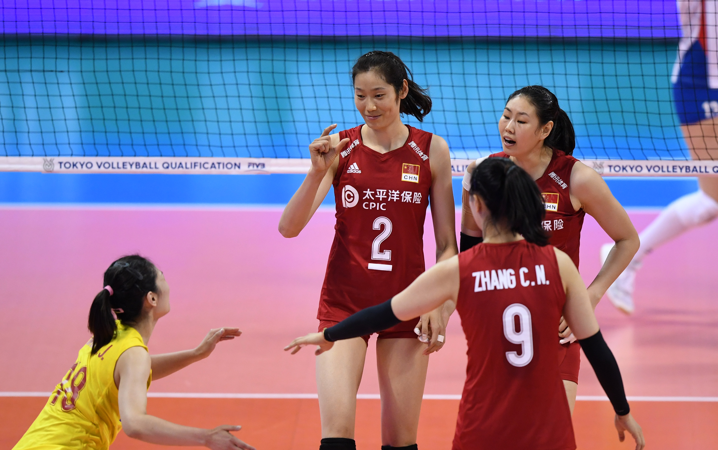 捷克排球队突围成功,杀入决赛 捷克排球队突围成功,杀入决赛