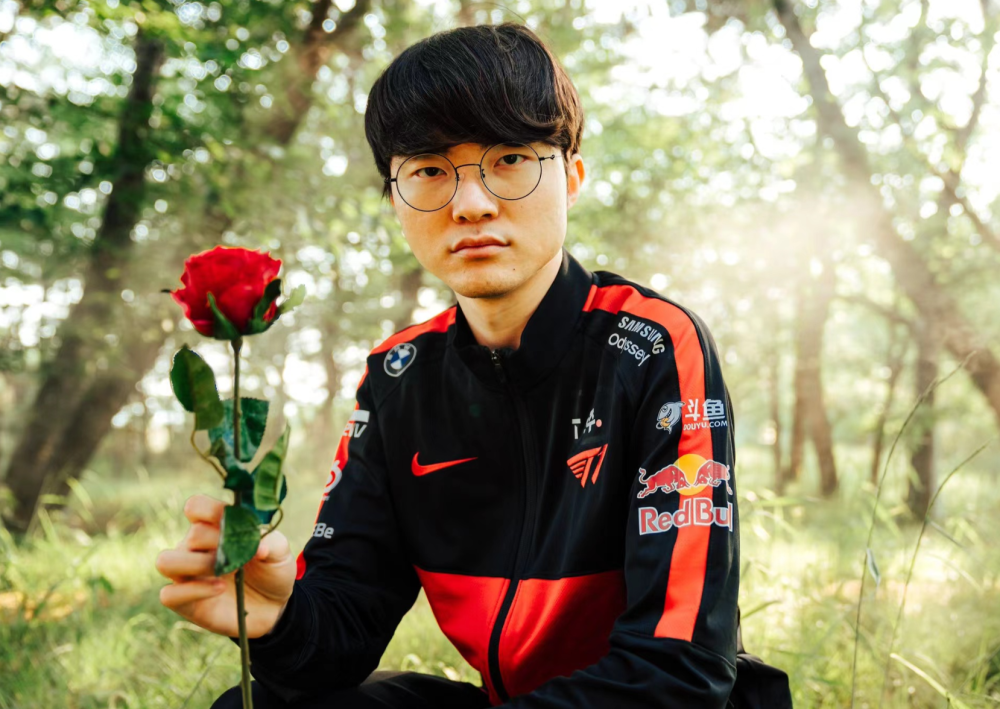 G2力克LGD，ShowMaker关键团战开团秒人强强对话全球总决赛，让粉丝疯狂欢呼的简单介绍