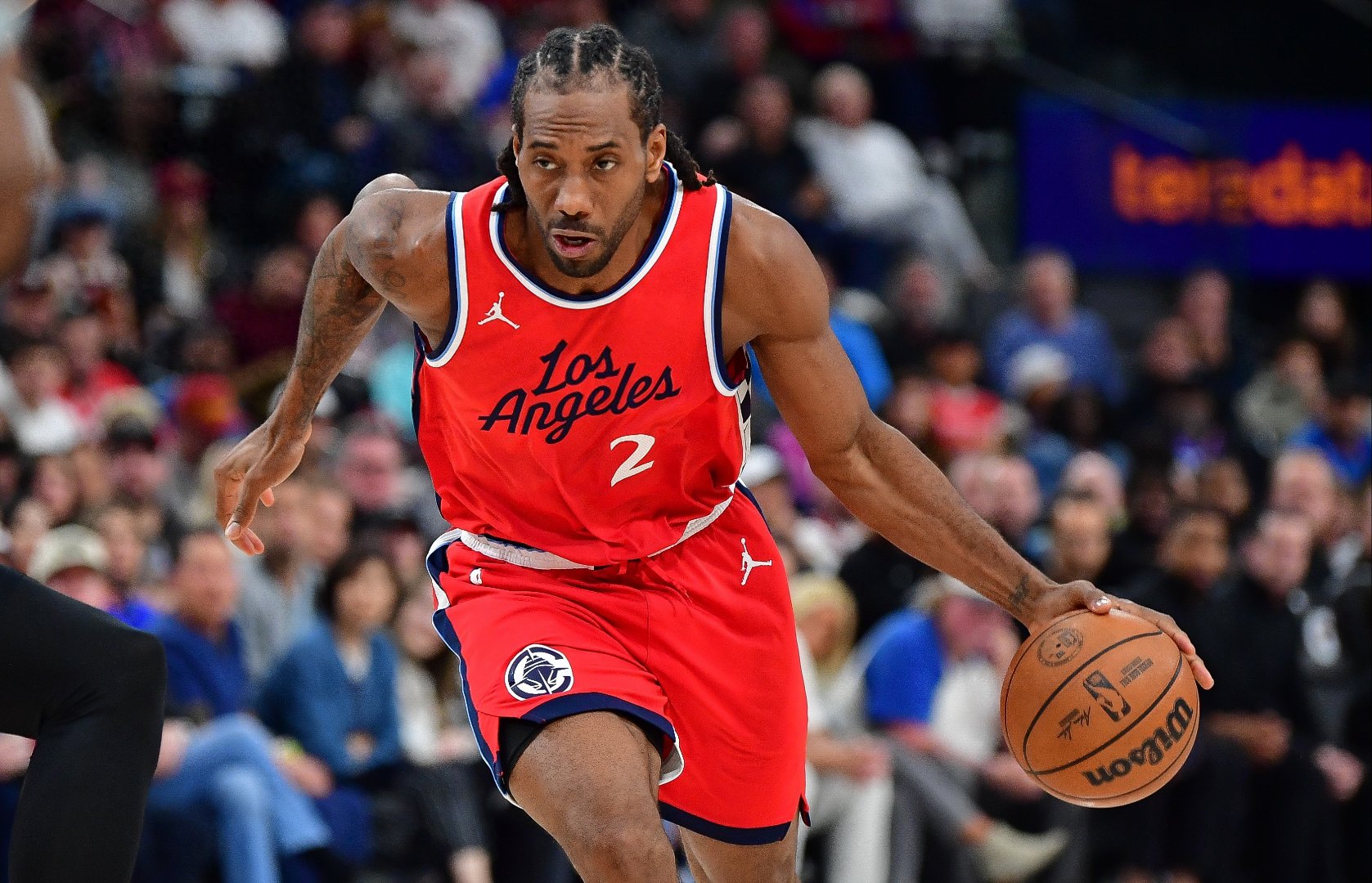 快船大胜马刺，莱昂纳德砍下40分