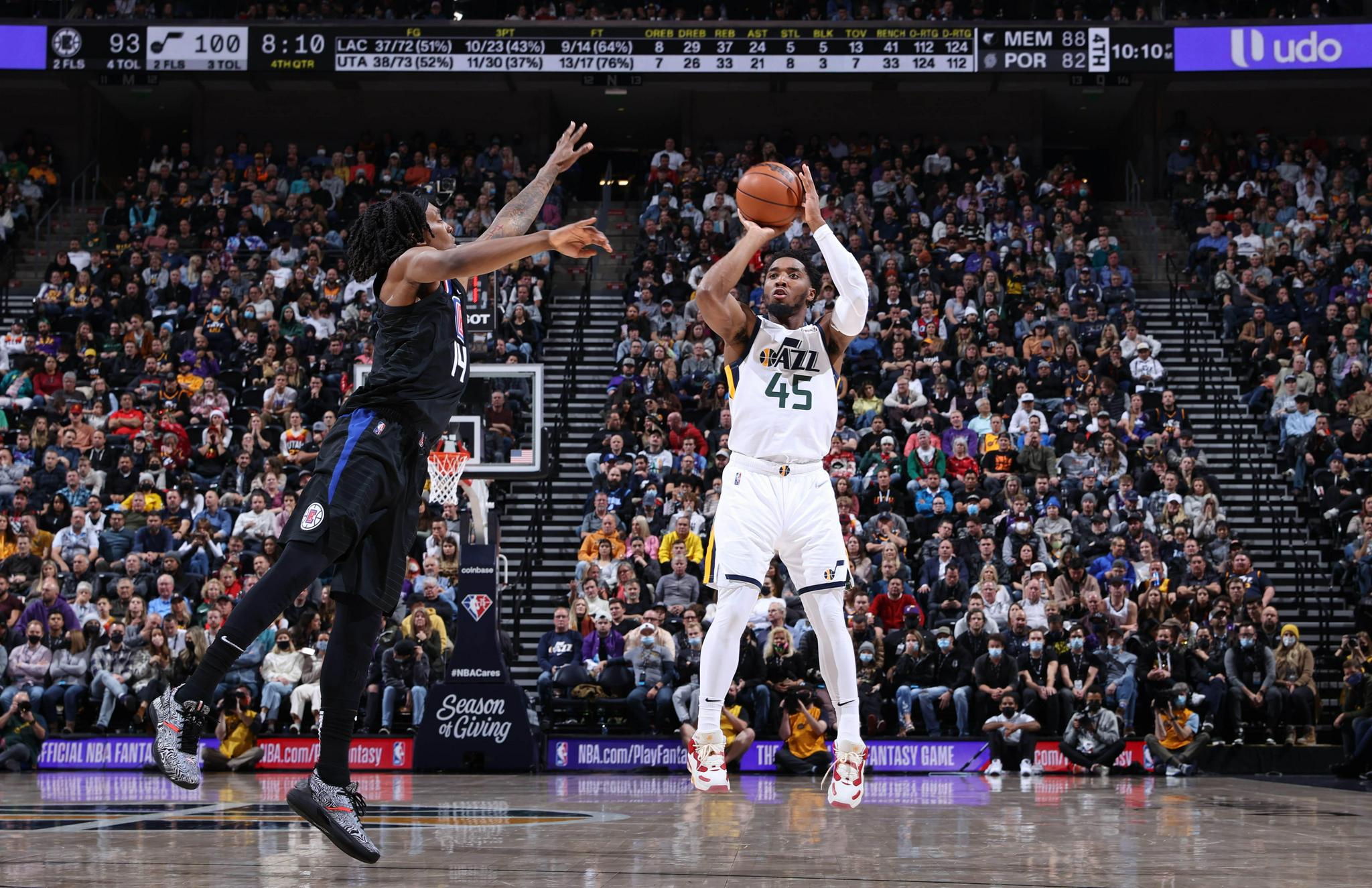 米切尔独得42分，爵士主场击败快船