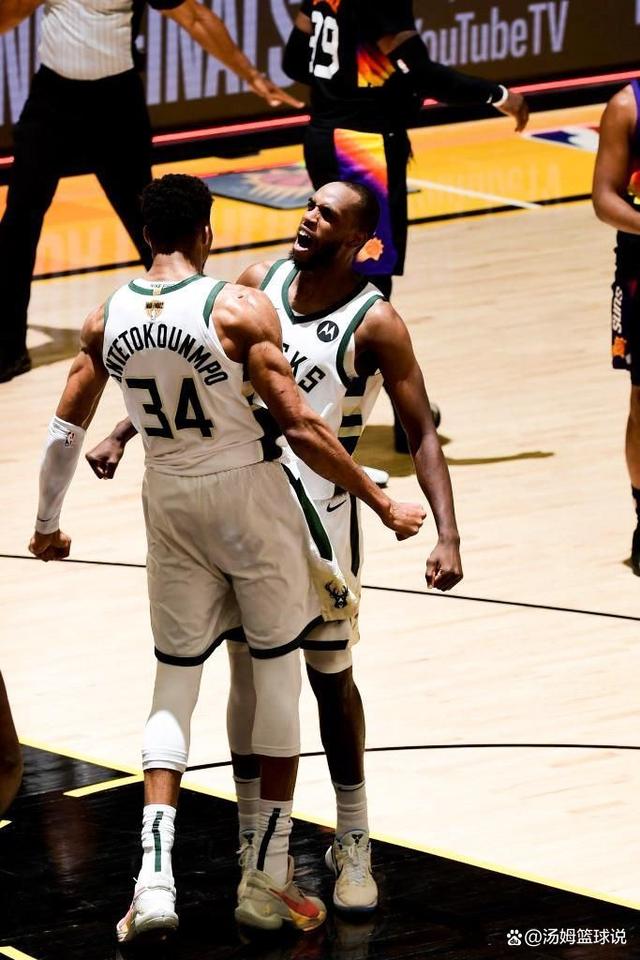 雄鹿再胜，米德尔顿砍下高分