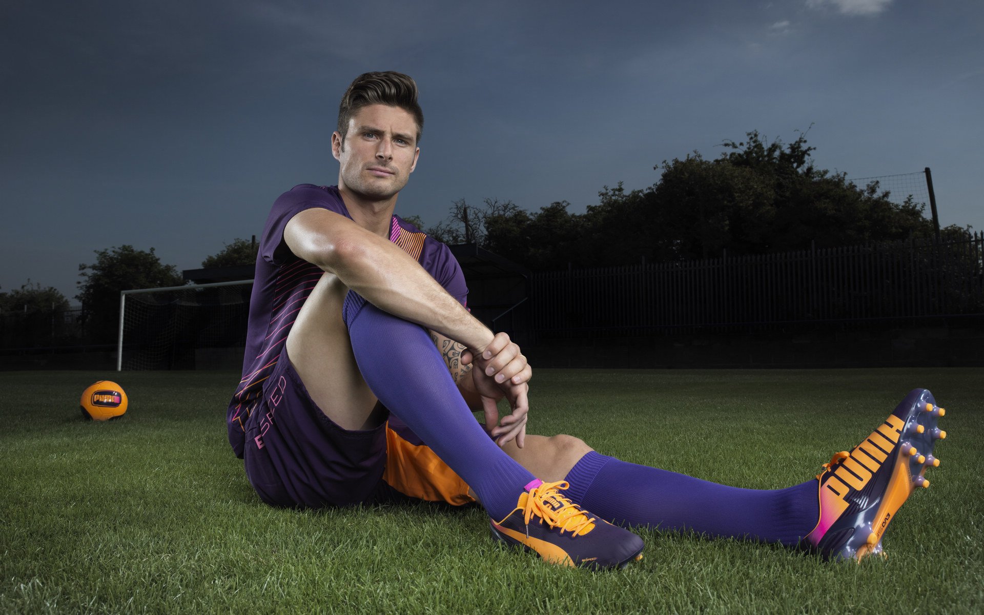 当剧本遇到意外，德国用连续得分碾碎希腊，京多安成为最耀眼的破局者